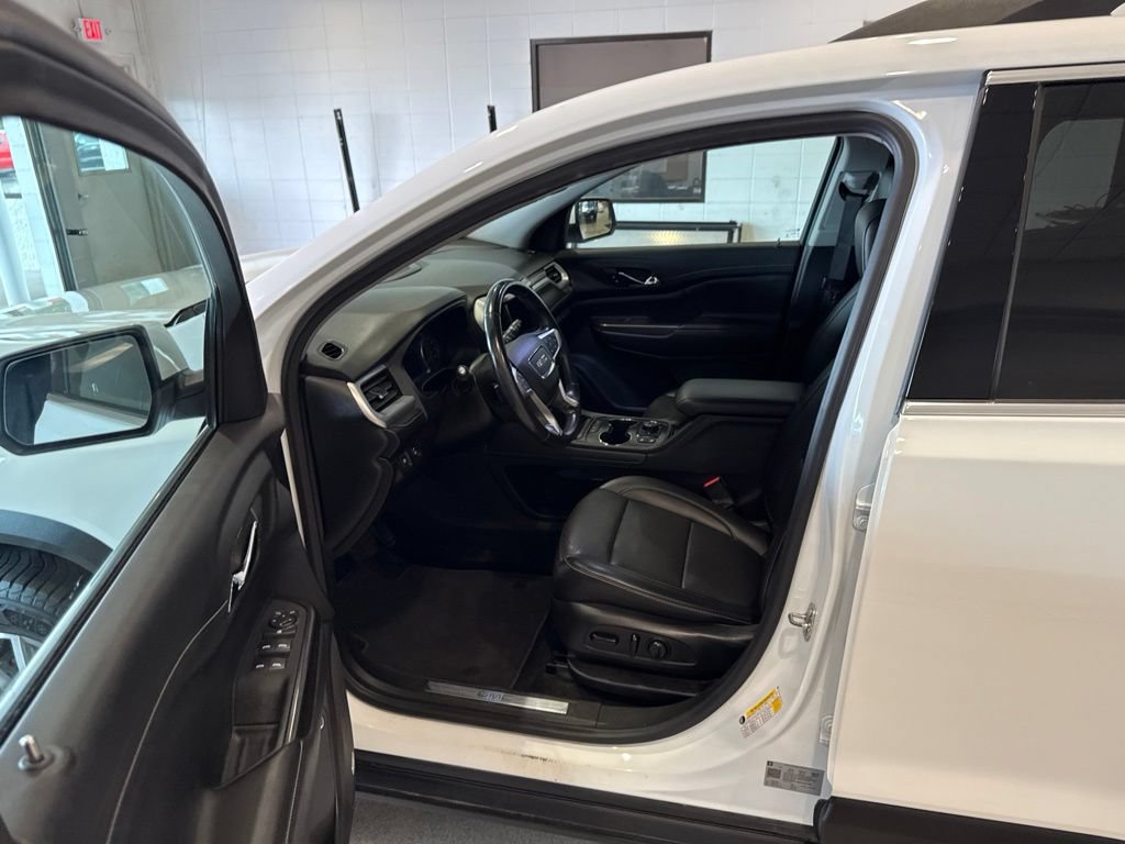 Used 2021 GMC Acadia SLT AWD/4WD image 24