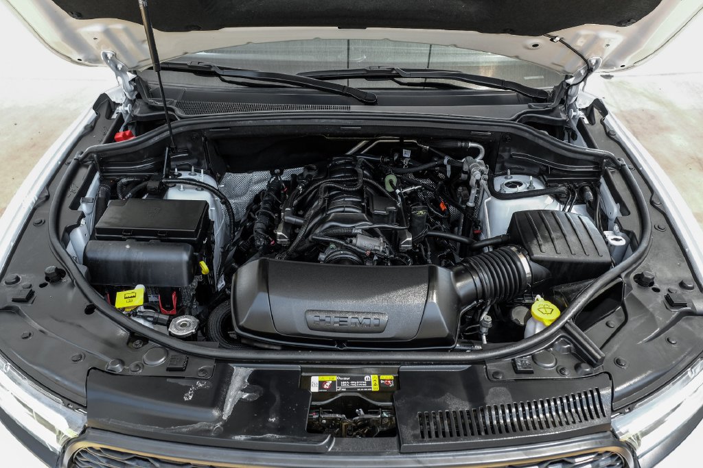 Used 2025 Dodge Durango R/T AWD/4WD image 54
