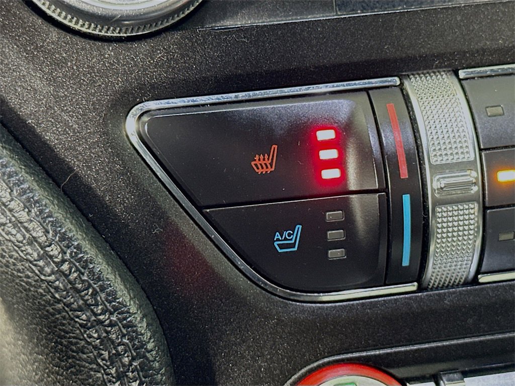 Used 2017 Ford Mustang Premium w/ Ecoboost Performance Package image 20