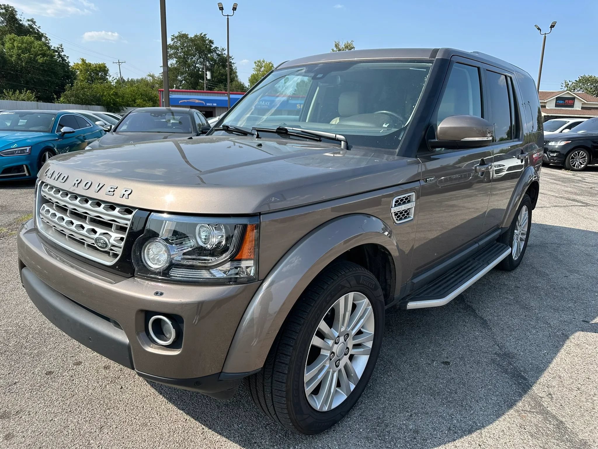 Used 2015 Land Rover LR4 HSE LUX AWD/4WD image 28