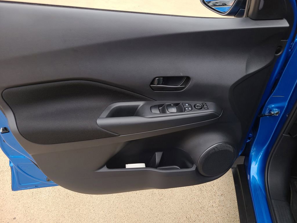 Certified 2025 Nissan Kicks Play S FWD image 17