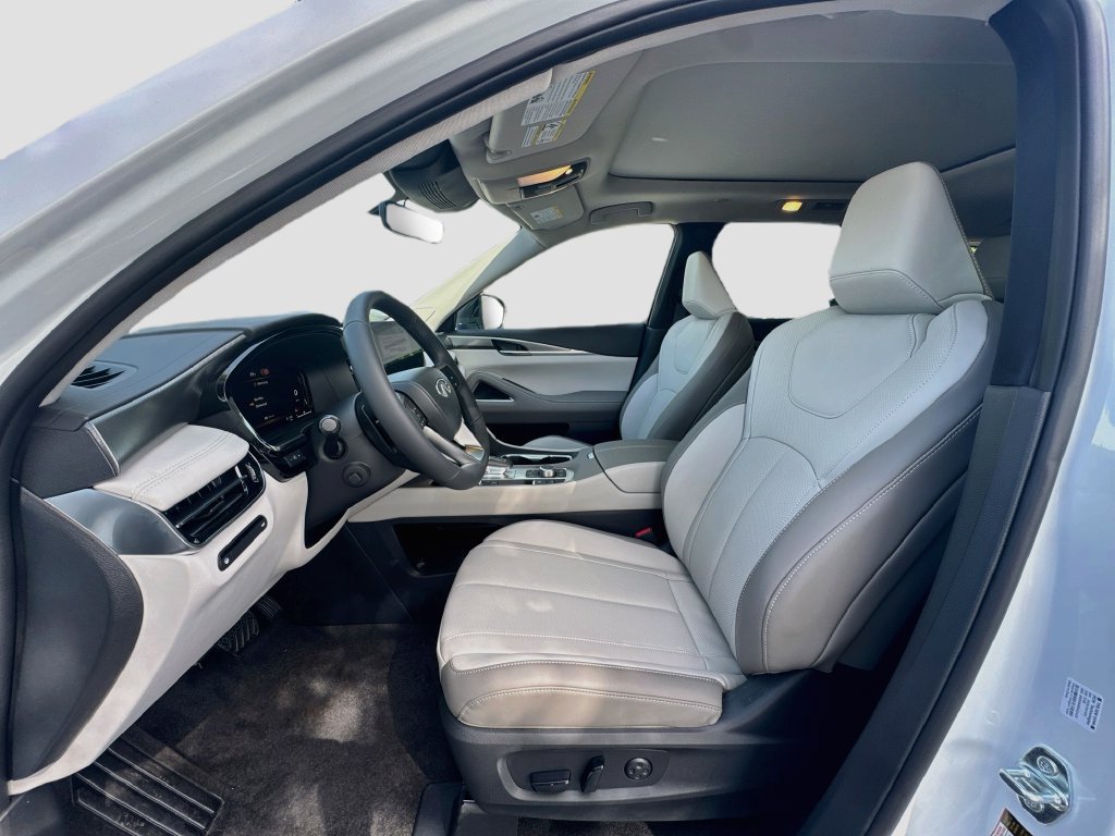 New 2027 INFINITI QX60 Luxe w/ Cargo Package FWD image 22