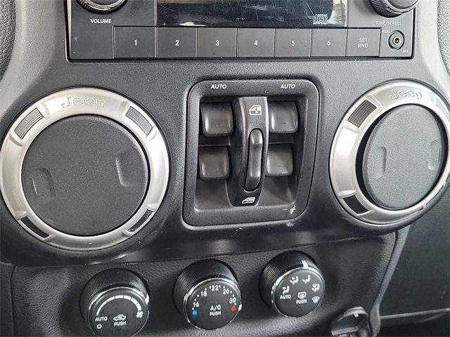 Used 2011 Jeep Wrangler Unlimited Sahara w/ Dual Top Group image 17