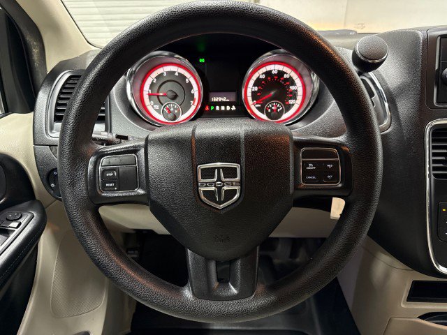 Used 2016 Dodge Grand Caravan SE w/ Quick Order Package 29E SE image 17