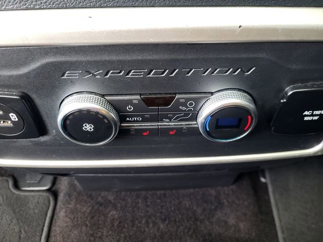 Used 2022 Ford Expedition Max Limited image 17