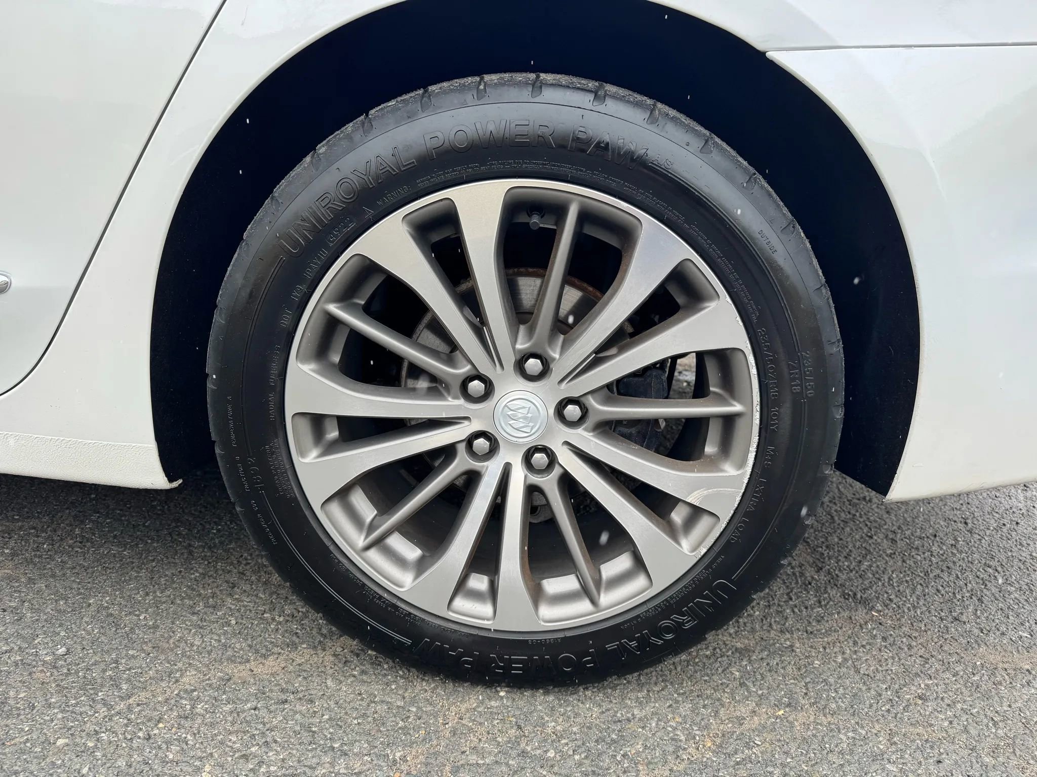 Used 2019 Buick LaCrosse Essence w/ Sun and Shade Package image 28