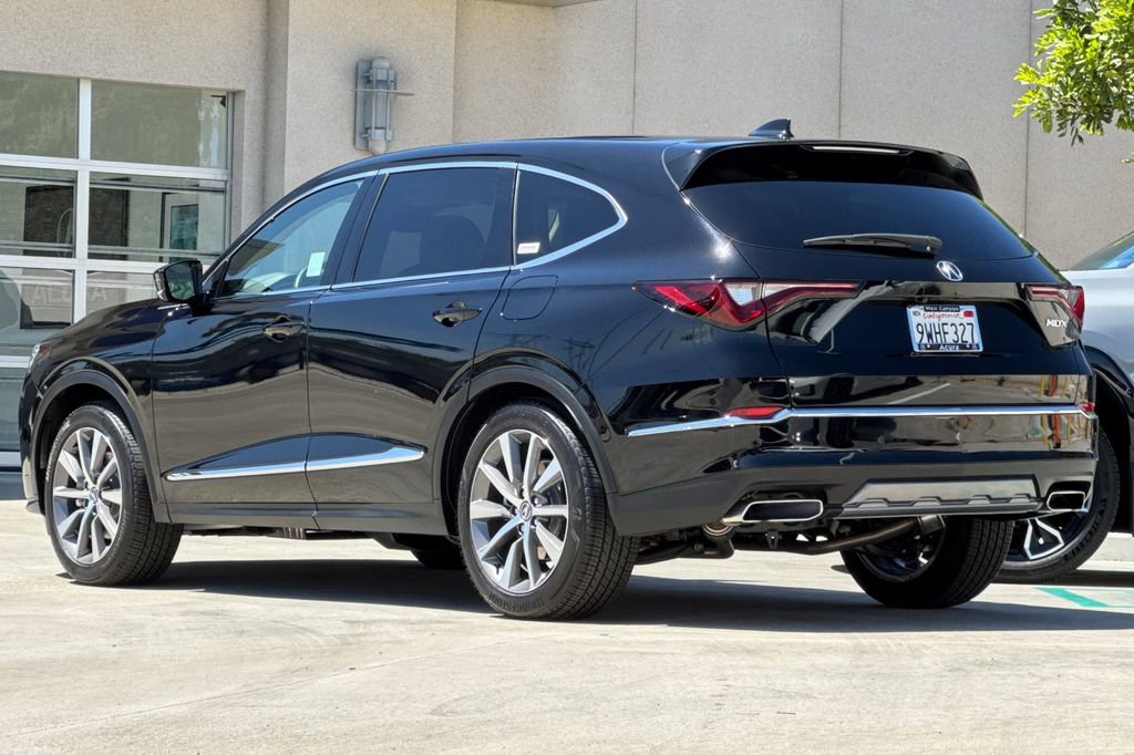 Certified 2025 Acura MDX w/ Technology Package image 3