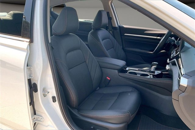New 2025 Nissan Altima 2.5 SR w/ SR Premium Package image 10