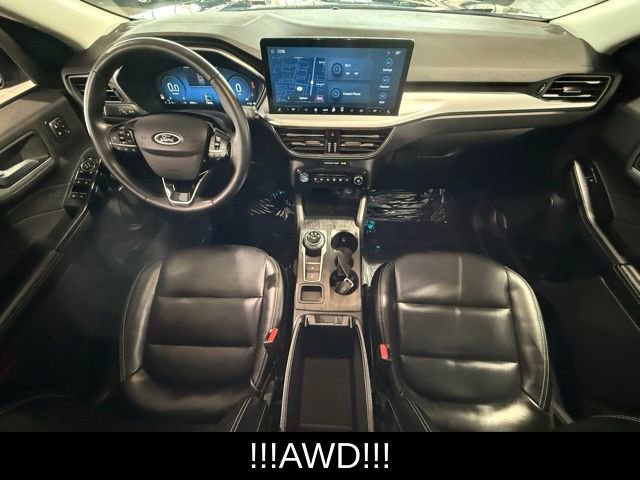 Used 2024 Ford Escape Platinum image 18
