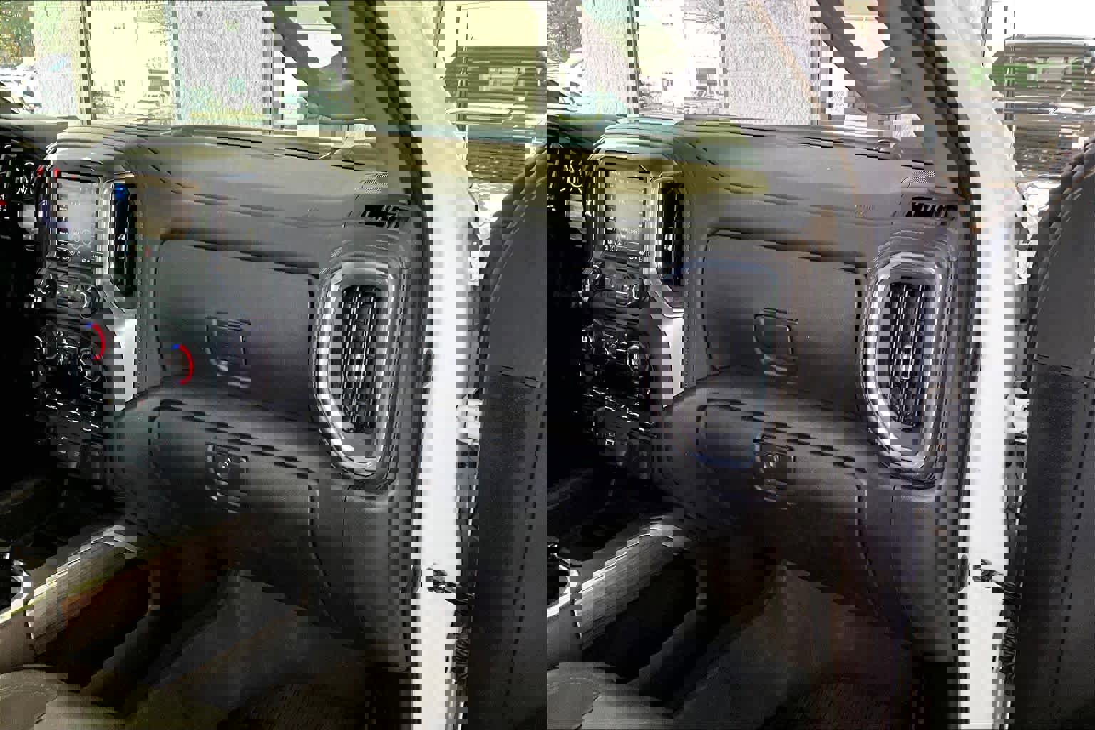 Used 2021 Chevrolet Silverado 2500 LTZ w/ LTZ Plus Package image 17