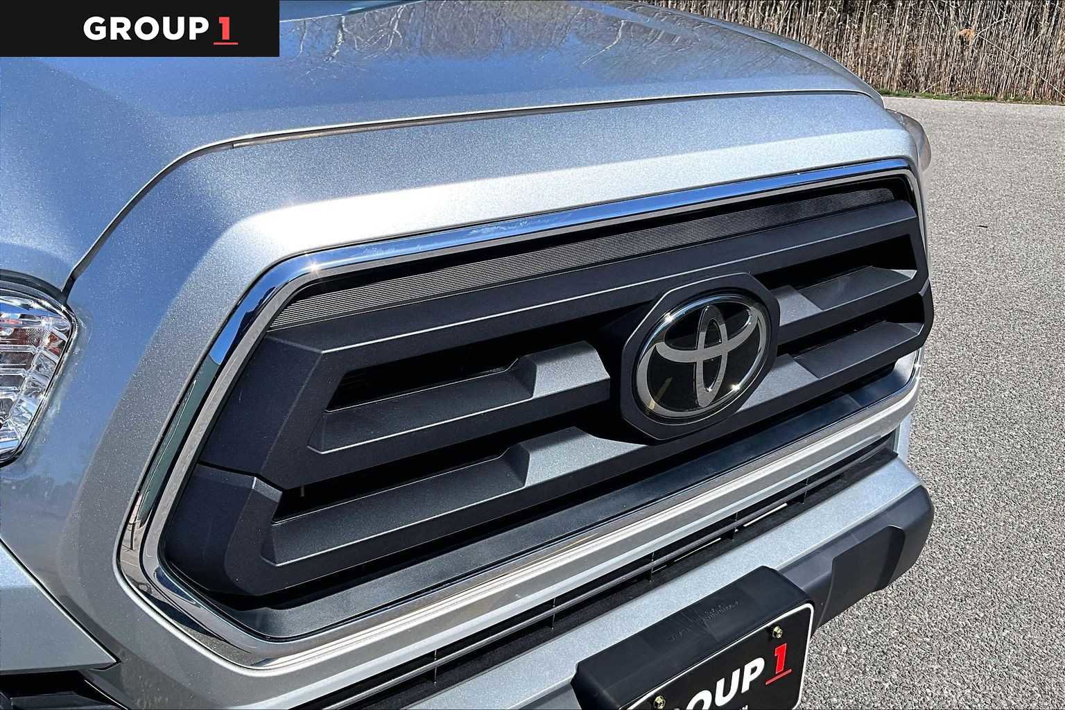 Certified 2023 Toyota Tacoma SR5 AWD/4WD image 32