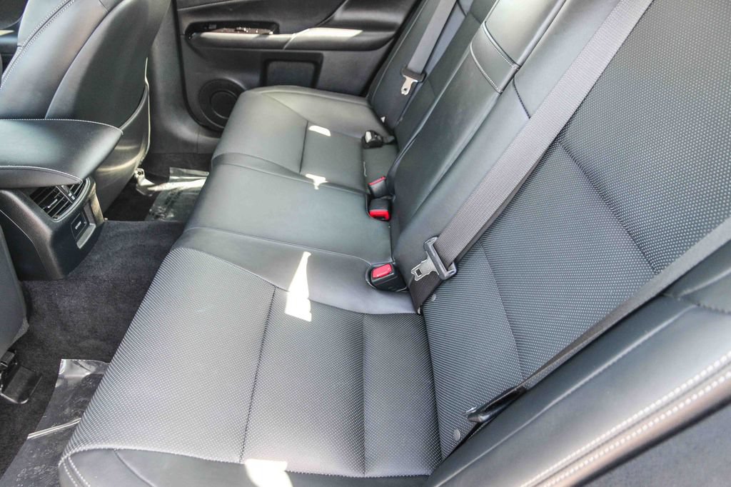 Used 2013 Lexus GS 350 w/ Premium Pkg RWD image 19