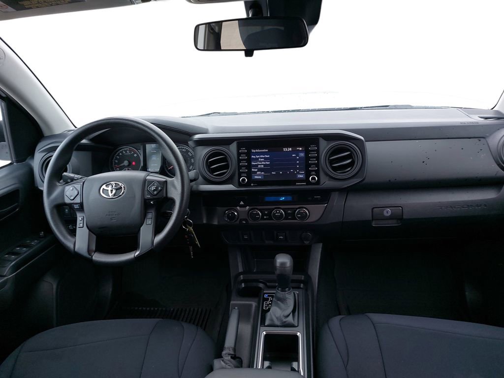 Used 2022 Toyota Tacoma SR image 9