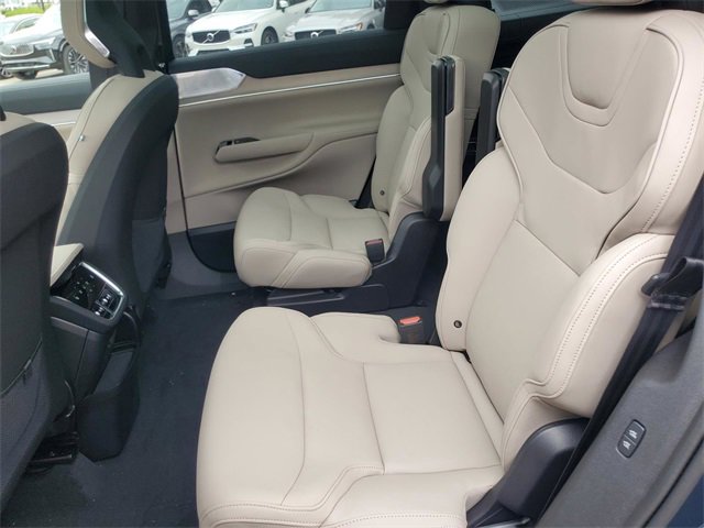 New 2025 Volvo EX90 Ultra image 30