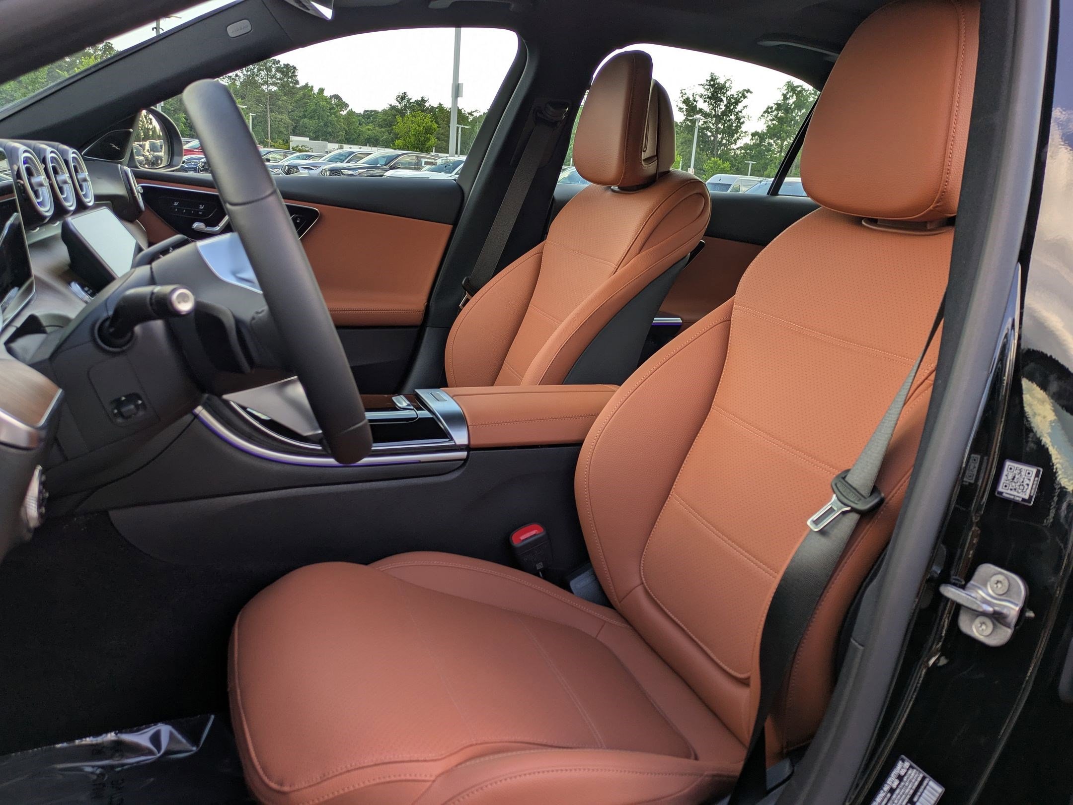 Certified 2025 Mercedes-Benz C 300 4MATIC Sedan image 16