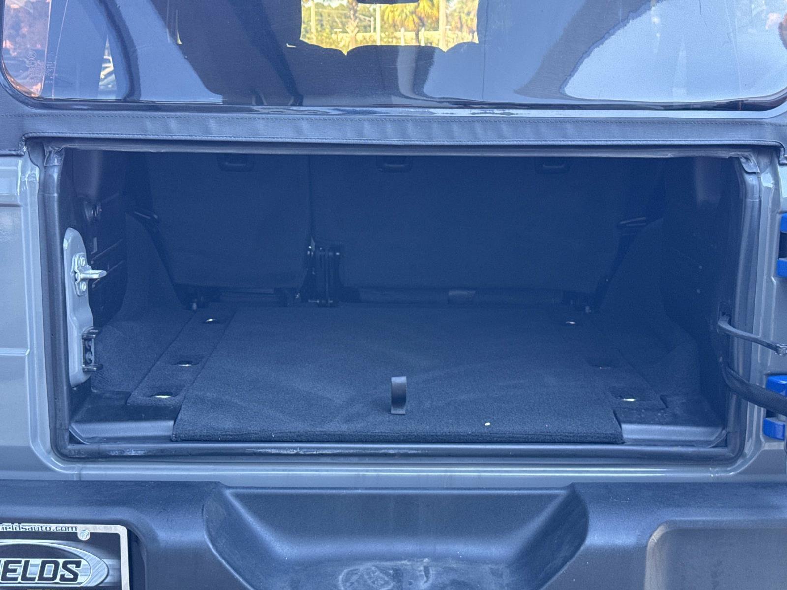 Used 2023 Jeep Wrangler Unlimited Sport AWD/4WD image 5