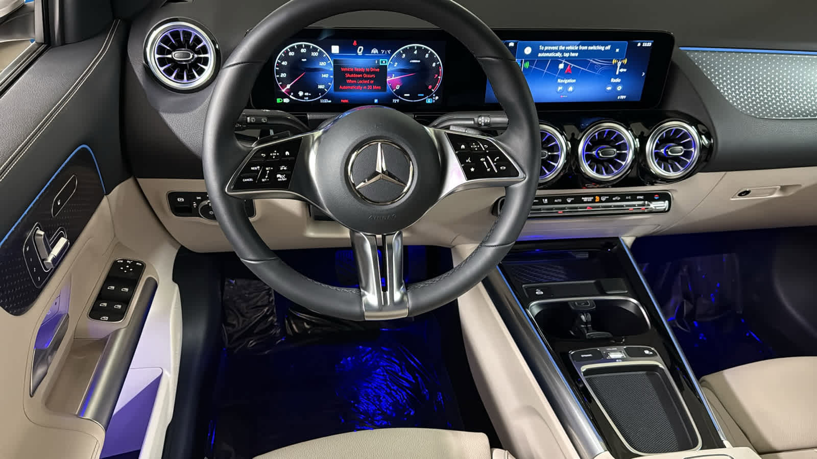 Used 2025 Mercedes-Benz GLA 250 4MATIC image 23