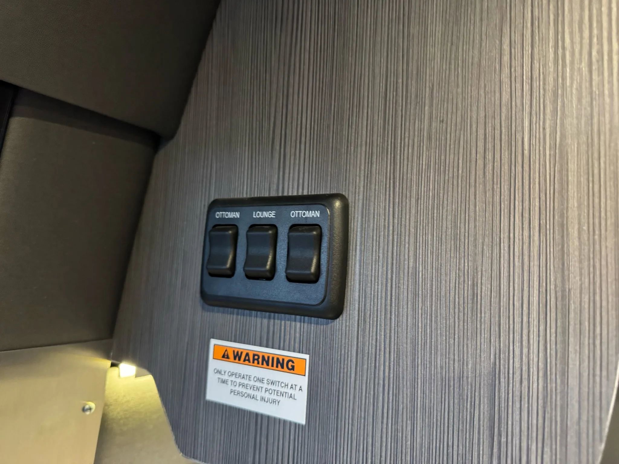 Used 2021 Mercedes-Benz Sprinter 2500 w/ Windows All Around Package image 34