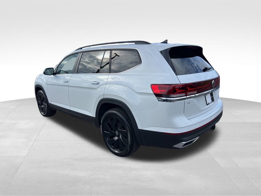 New 2026 Volkswagen Atlas SE image 5