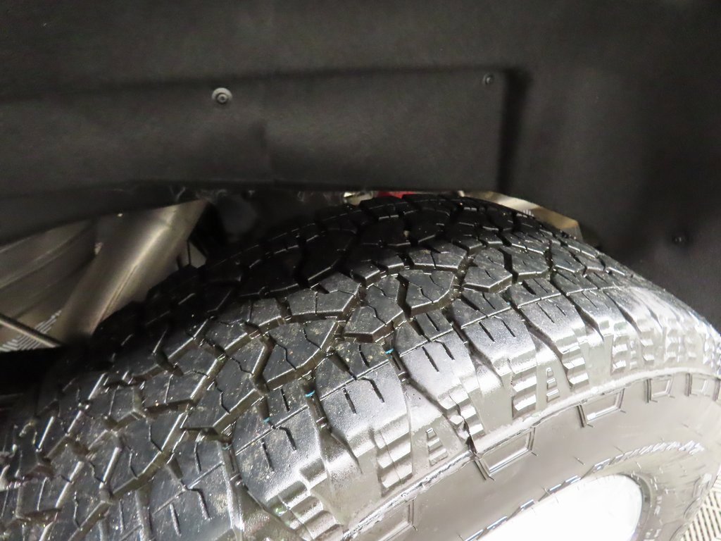 Used 2024 GMC Sierra 2500 SLT w/ SLT Premium Package image 39