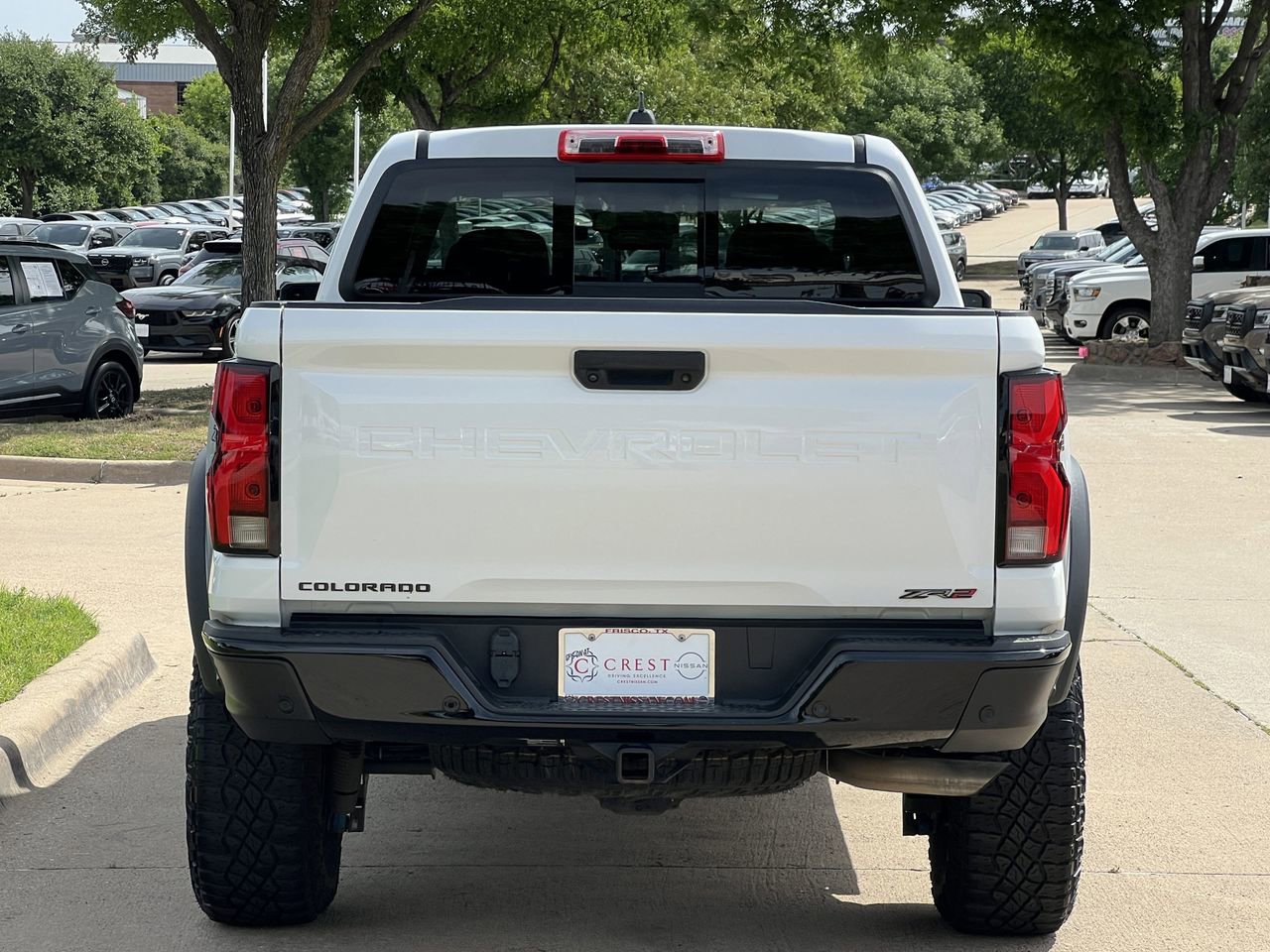 Used 2023 Chevrolet Colorado ZR2 w/ ZR2 Convenience Package III AWD/4WD image 5
