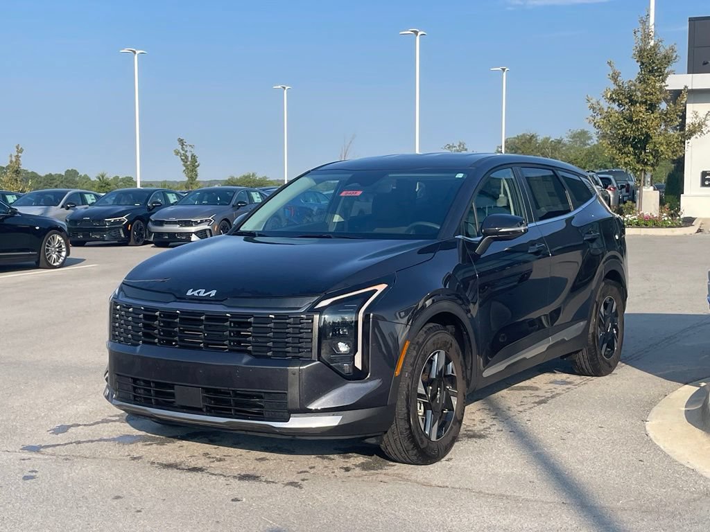 New 2026 Kia Sportage LX w/ LX Convenience Package FWD image 4
