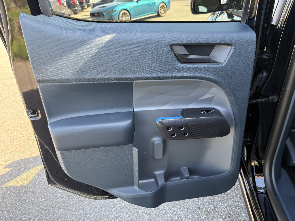 New 2026 Ford Maverick Lobo AWD/4WD image 16