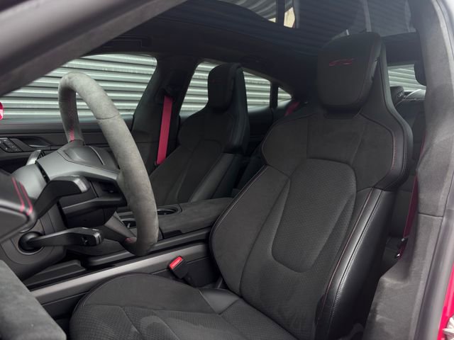 Certified 2025 Porsche Taycan GTS image 5