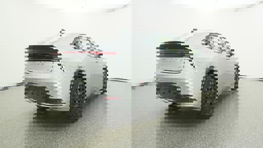 New 2026 Toyota Prius LE image 24