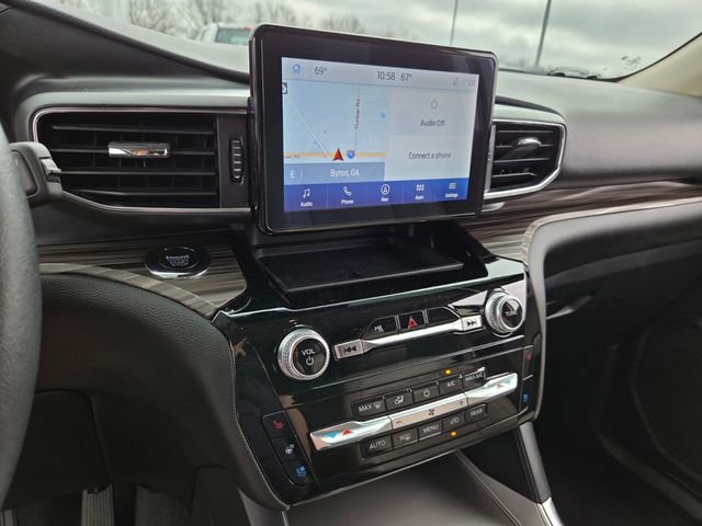 Used 2024 Ford Explorer Limited image 22