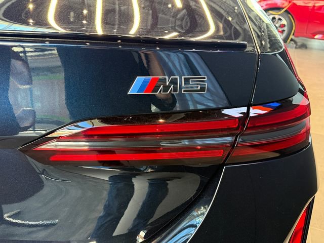 New 2026 BMW M5 w/ Executive Package AWD/4WD image 35