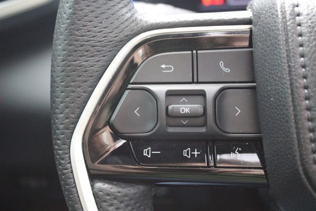 Certified 2023 Toyota Sequoia Platinum AWD/4WD image 31