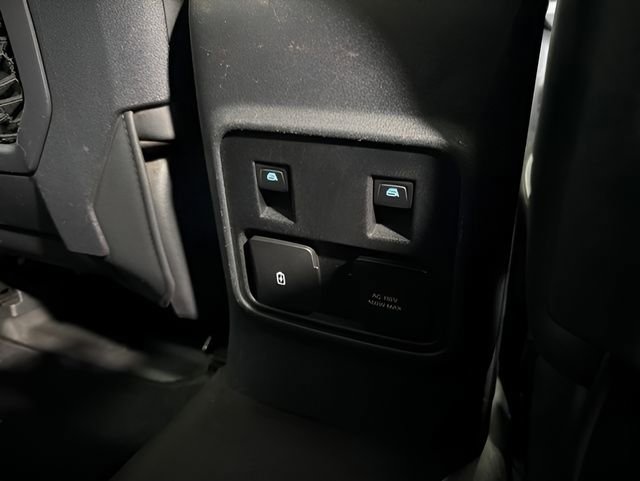 Used 2023 Ford Bronco Everglades AWD/4WD image 33