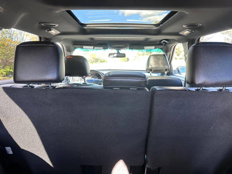 Used 2016 Ford Explorer XLT w/ Equipment Group 202A image 17