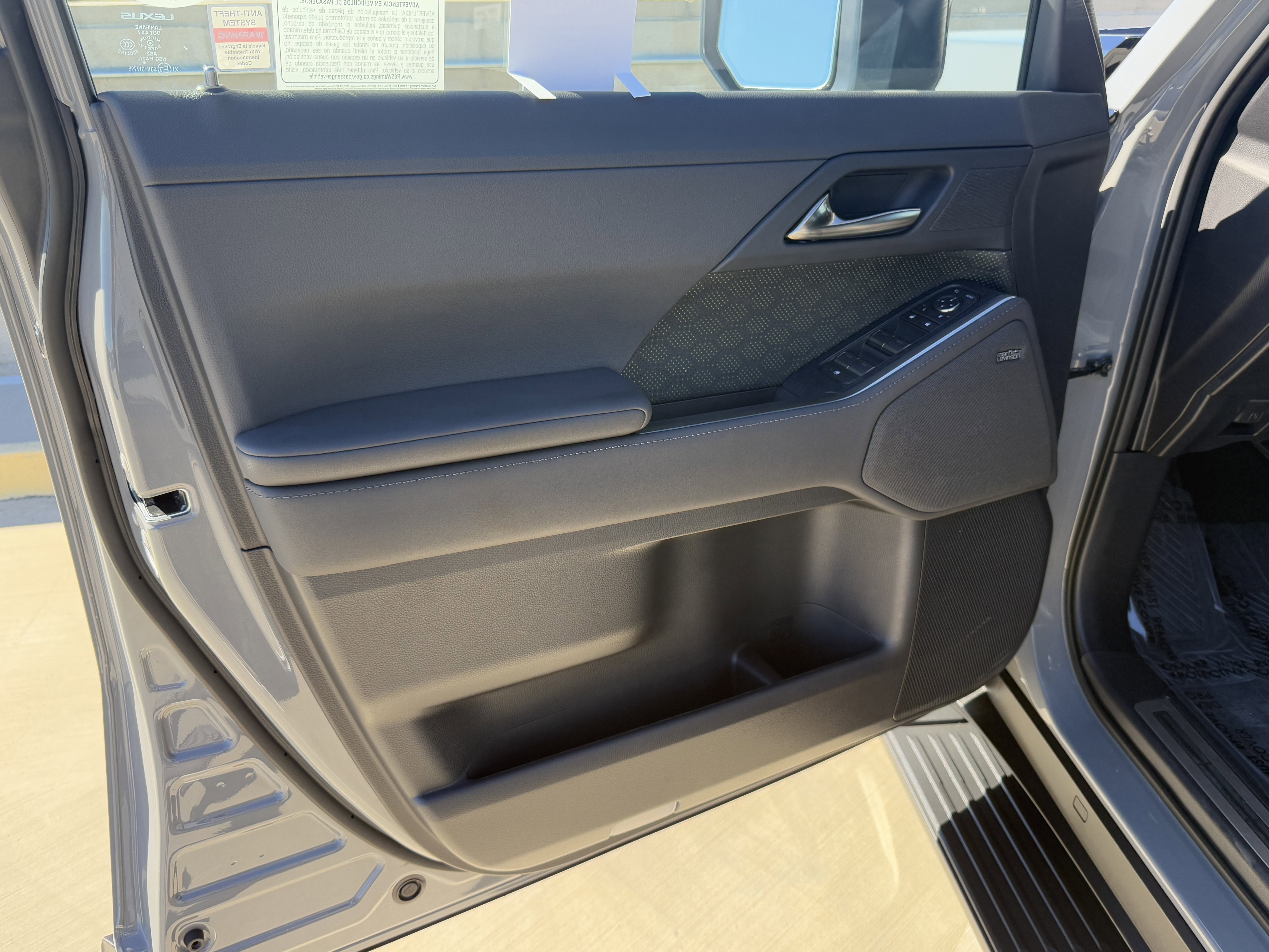 Certified 2024 Lexus GX 550 image 17