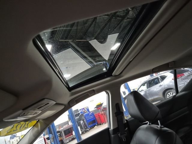 Used 2025 Nissan Altima 2.5 SR w/ SR Premium Package image 25