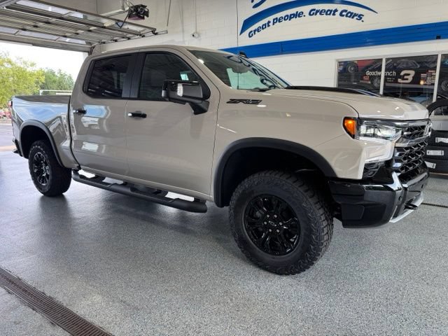New 2026 Chevrolet Silverado 1500 ZR2 w/ Dark Appearance Package AWD/4WD image 13