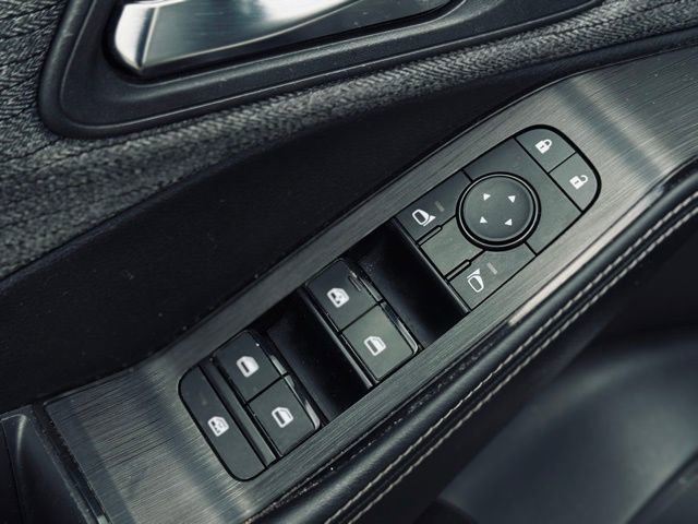 Used 2023 Nissan Rogue SV image 12