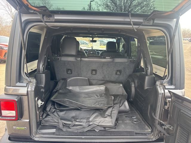 Used 2021 Jeep Wrangler Unlimited Sport image 32