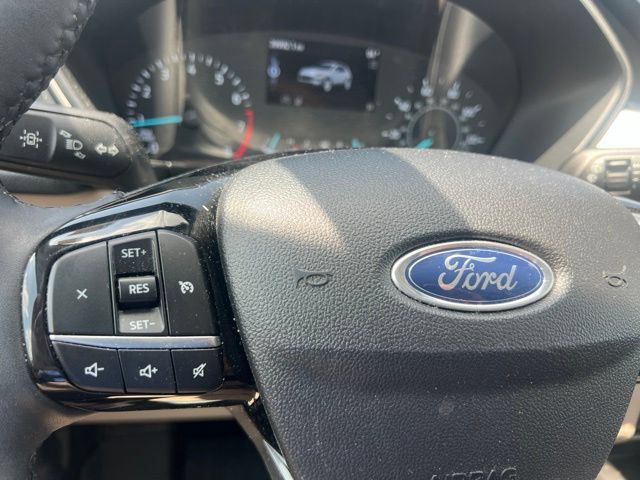 Used 2022 Ford Escape SEL w/ Class II Trailer Tow Package AWD/4WD image 25