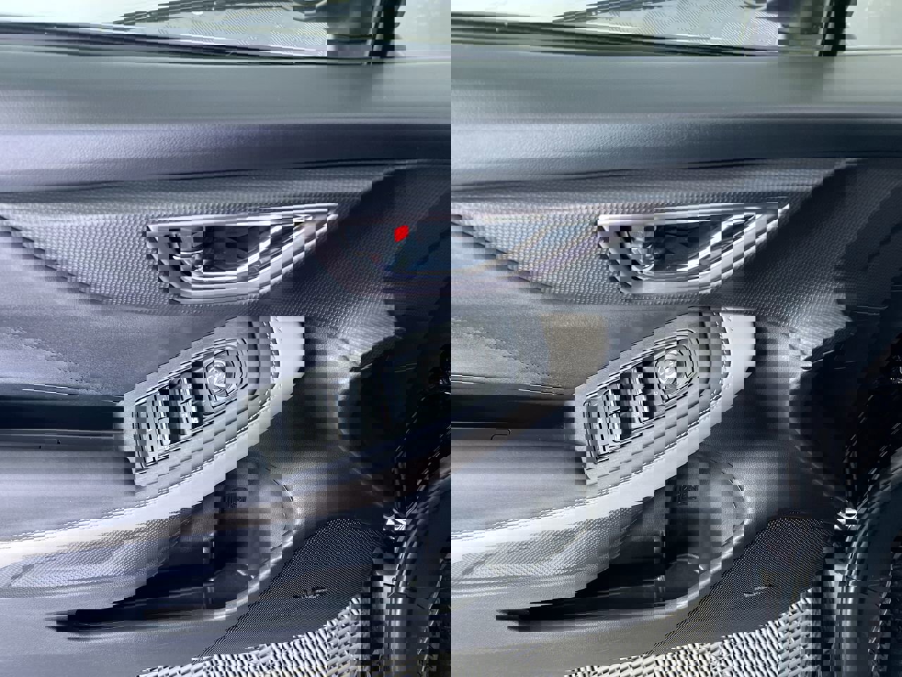 Used 2024 Subaru Forester Limited AWD/4WD image 14