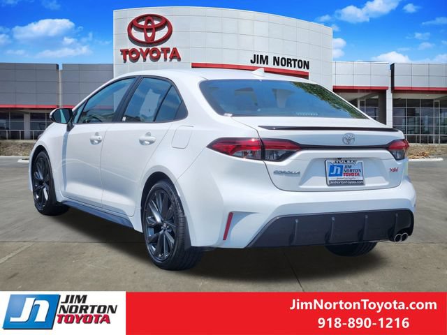 Used 2025 Toyota Corolla XSE FWD image 7