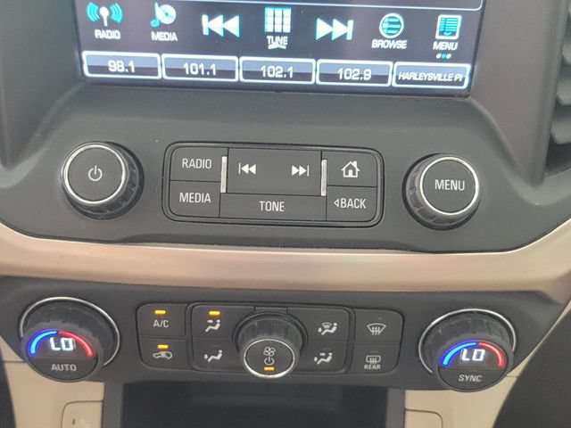 Used 2018 GMC Acadia Denali w/ Technology Package AWD/4WD image 26