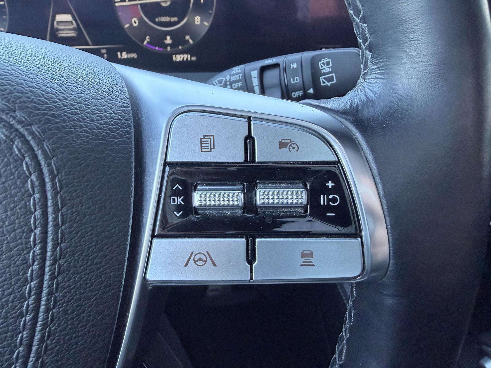 Used 2023 Kia Telluride SX X-Line image 33