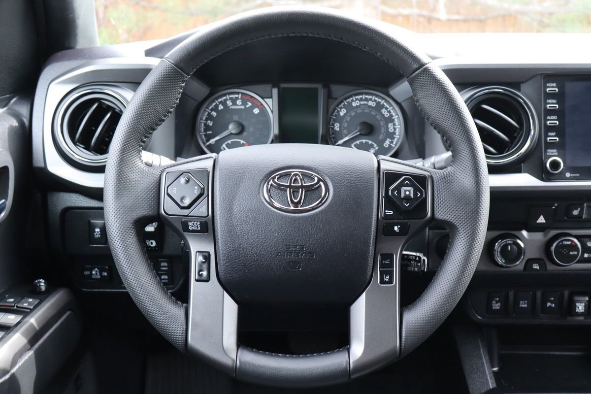 Used 2023 Toyota Tacoma TRD Off-Road w/ TRD Premium Off Road Package AWD/4WD image 37