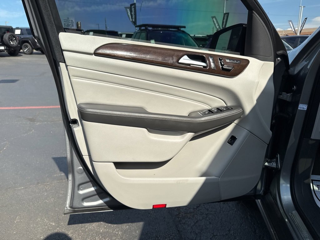 Used 2015 Mercedes-Benz ML 350 4MATIC image 12