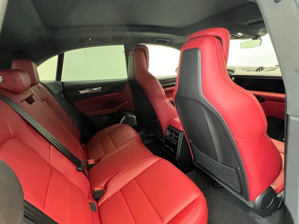 New 2025 Porsche Macan Turbo Electric image 16