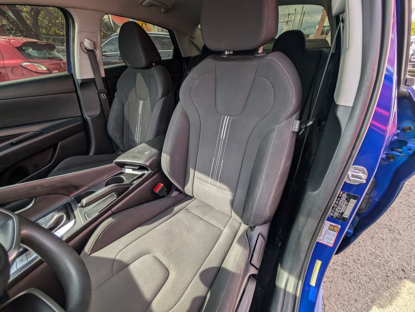 Used 2022 Hyundai Elantra SEL FWD image 16