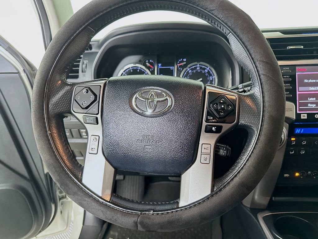 Used 2020 Toyota 4Runner Limited image 18