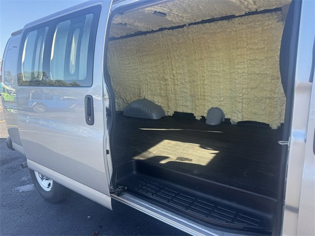 Used 2025 Chevrolet Express 3500 Extended w/ Driver Convenience Package image 16